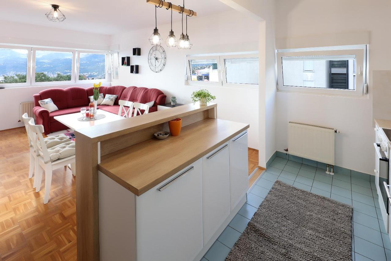 Apartment Leon - Sea View Rijeka Eksteriør bilde