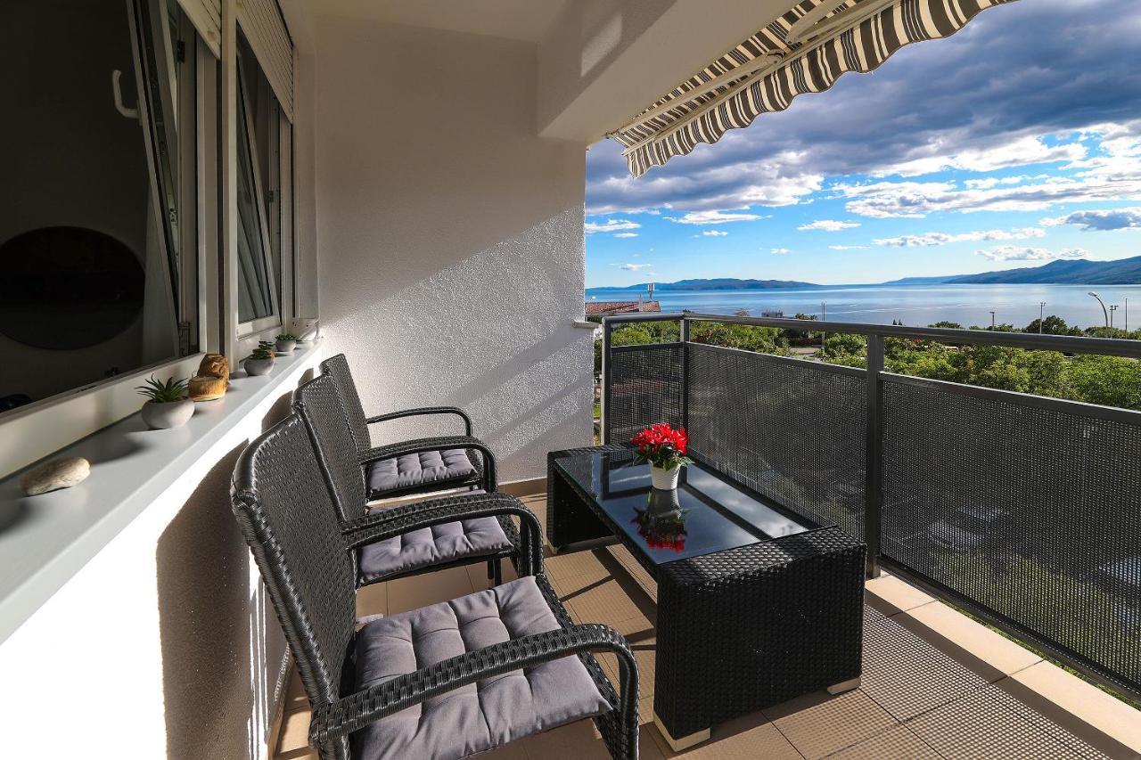 Apartment Leon - Sea View Rijeka Eksteriør bilde